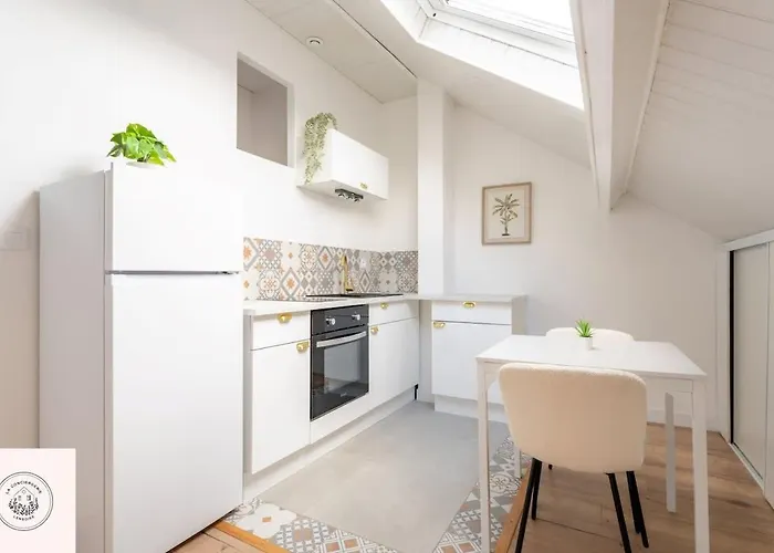 Dans Les Combles D'eugene