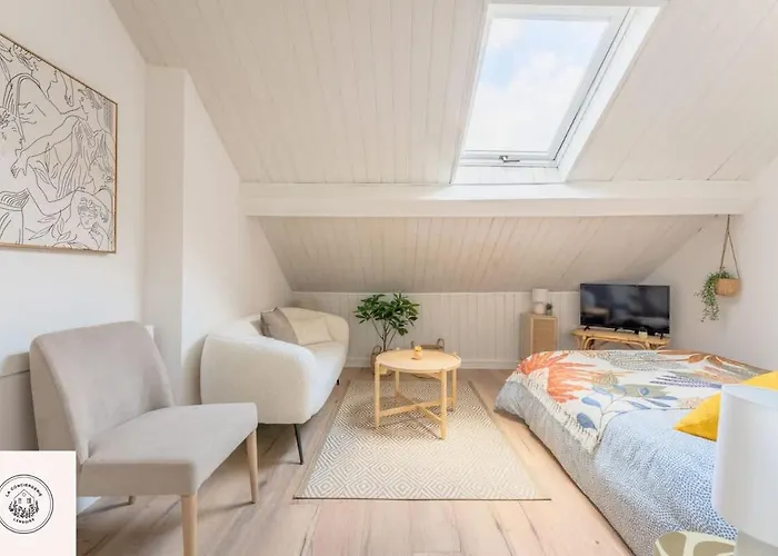 Dans Les Combles D'eugene *